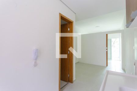 Cozinha/Sala de kitnet/studio para alugar com 1 quarto, 31m² em Jardim Sabara, São Paulo