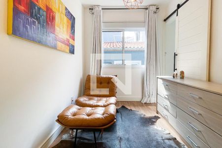 Casa para alugar com 210m², 3 quartos e 3 vagas Casa para alugar com 210m², 3 quartos e 3 vagasSuíte