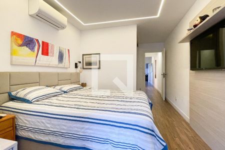 Casa para alugar com 210m², 3 quartos e 3 vagas Casa para alugar com 210m², 3 quartos e 3 vagasSuíte