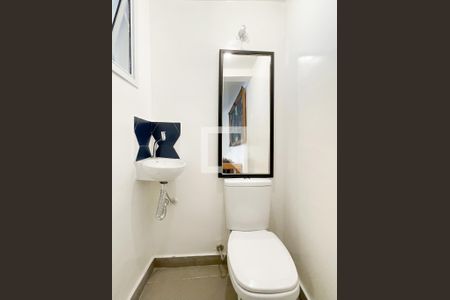 Casa para alugar com 210m², 3 quartos e 3 vagas Casa para alugar com 210m², 3 quartos e 3 vagasÁrea de serviço - lavabo