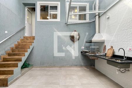 Casa para alugar com 210m², 3 quartos e 3 vagas Casa para alugar com 210m², 3 quartos e 3 vagasQuintal