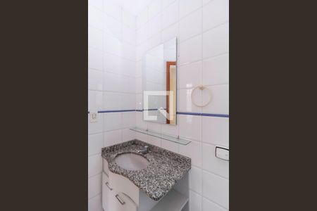 Casa de condomínio para alugar com 120m², 3 quartos e 1 vagaBanheiro 2