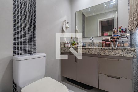 Apartamento à venda com 132m², 3 quartos e 2 vagasBanheiro da Suíte