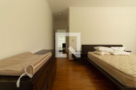 Casa para alugar com 620m², 5 quartos e 6 vagas Casa para alugar com 620m², 5 quartos e 6 vagasQuarto 3