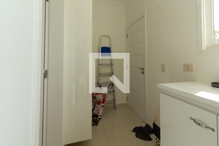Casa para alugar com 620m², 5 quartos e 6 vagas Casa para alugar com 620m², 5 quartos e 6 vagasÁrea de Serviço