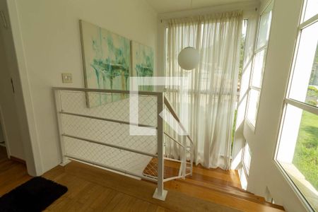 Casa para alugar com 620m², 5 quartos e 6 vagas Casa para alugar com 620m², 5 quartos e 6 vagasAcesso aos Quartos