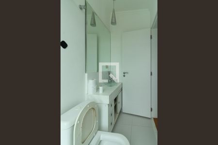 Casa para alugar com 620m², 5 quartos e 6 vagas Casa para alugar com 620m², 5 quartos e 6 vagasBanheiro Escritório 1
