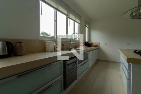 Casa para alugar com 620m², 5 quartos e 6 vagas Casa para alugar com 620m², 5 quartos e 6 vagasCozinha