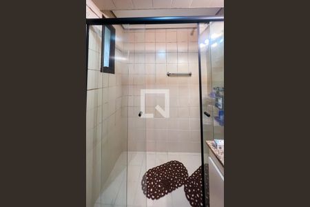 Apartamento à venda com 188m², 3 quartos e 2 vagasBanheiro da Suíte 2