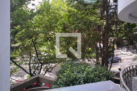 Apartamento à venda com 188m², 3 quartos e 2 vagasVista