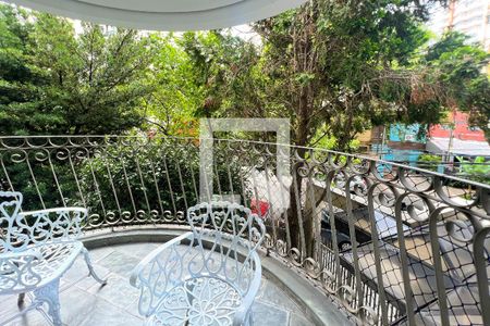 Sacada de apartamento à venda com 3 quartos, 188m² em Indianópolis, São Paulo