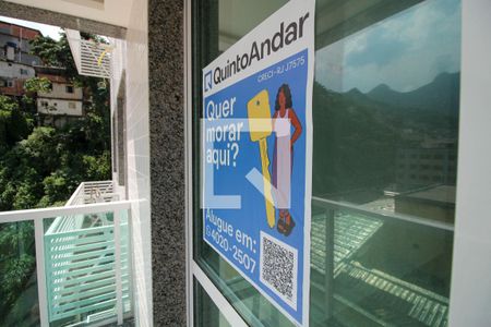 Plaquinha de apartamento para alugar com 2 quartos, 60m² em Tijuca, Rio de Janeiro