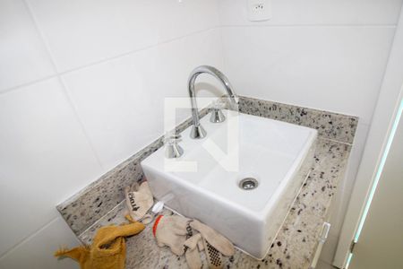 Apartamento à venda com 60m², 2 quartos e 1 vaga Apartamento à venda com 60m², 2 quartos e 1 vagaBanheiro da Suíte
