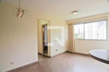 Sala de apartamento para alugar com 2 quartos, 64m² em Santa Teresinha, São Paulo