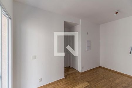 Sala de TV de apartamento à venda com 2 quartos, 52m² em Alphaville, Barueri