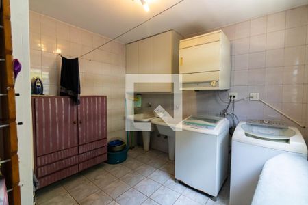 Casa à venda com 340m², 4 quartos e 4 vagasÁrea de Serviço