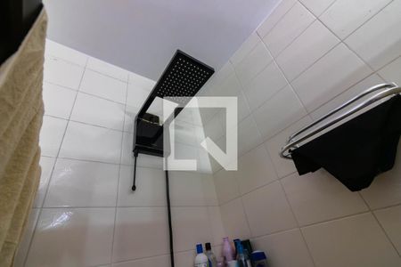 Casa à venda com 340m², 4 quartos e 4 vagasSuíte 1, banheiro 