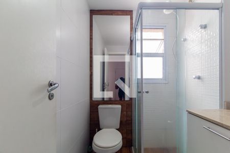 Banheiro de apartamento para alugar com 1 quarto, 28m² em Vila Prudente, São Paulo