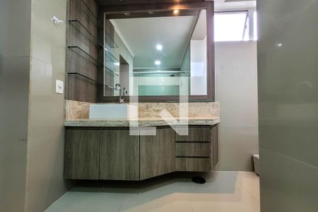 Apartamento para alugar com 150m², 3 quartos e 2 vagasBanheiro Quarto 3- Suíte