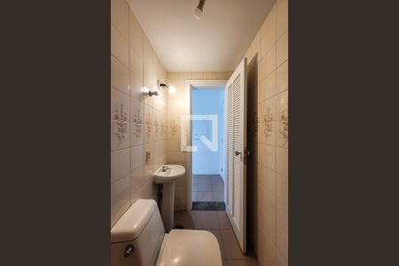 Apartamento para alugar com 150m², 3 quartos e 2 vagasBanheiro de serviço