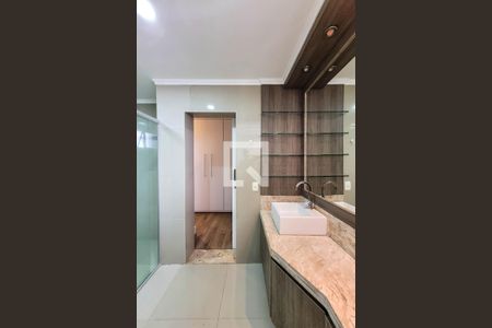 Apartamento para alugar com 150m², 3 quartos e 2 vagasBanheiro Quarto 3- Suíte