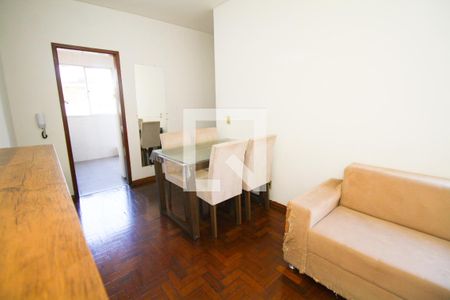 Sala de apartamento à venda com 3 quartos, 79m² em Santo André, Belo Horizonte