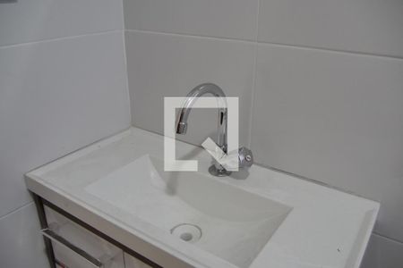 Casa para alugar com 376m², 3 quartos e 6 vagasBanheiro Social 2