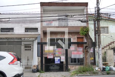 Casa para alugar com 376m², 3 quartos e 6 vagasFachada