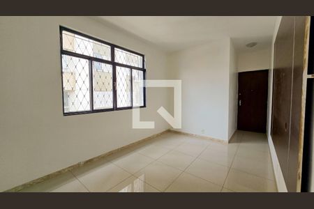 Sala de apartamento à venda com 3 quartos, 84m² em Serra, Belo Horizonte