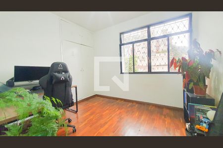 Apartamento à venda com 84m², 3 quartos e 1 vagaQuarto 02