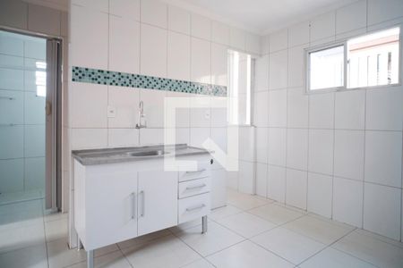 Cozinha de apartamento para alugar com 3 quartos, 56m² em Conjunto Habitacional Padre Manoel da Nóbrega, São Paulo