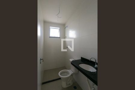 Banheiro de apartamento para alugar com 2 quartos, 52m² em Filadélfia, Betim