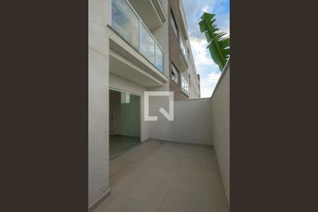 Área Privativa de apartamento para alugar com 2 quartos, 52m² em Filadélfia, Betim