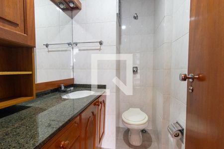 Lavabo de apartamento para alugar com 3 quartos, 183m² em Batel, Curitiba