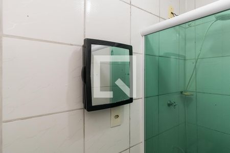 Banheiro de kitnet/studio para alugar com 1 quarto, 30m² em Brás de Pina, Rio de Janeiro