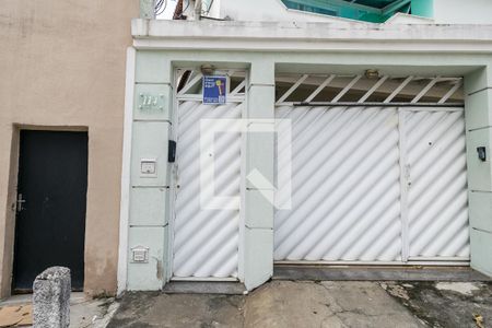 Apartamento para alugar com 70m², 2 quartos e sem vagaFachada da entrada