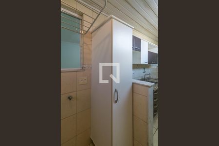 Apartamento para alugar com 70m², 2 quartos e sem vagaÁrea de Serviço - Armário