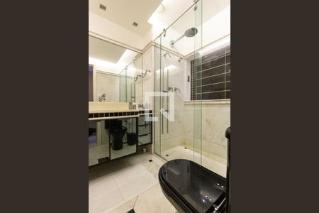 Apartamento à venda com 485m², 5 quartos e 3 vagasBanheiro Corredor Quartos