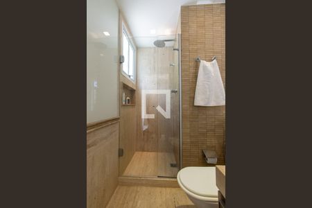 Apartamento à venda com 485m², 5 quartos e 3 vagasBanheiro Suite 2