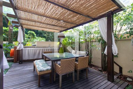 Apartamento à venda com 485m², 5 quartos e 3 vagasVaranda