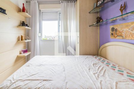 Quarto de apartamento à venda com 2 quartos, 45m² em Farrapos, Porto Alegre