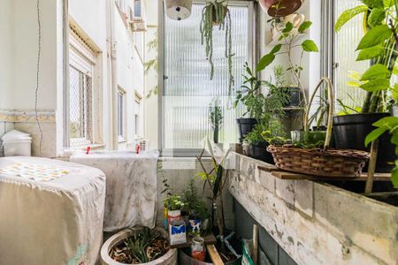 Apartamento para alugar com 45m², 2 quartos e sem vagaCozinha e Área de Serviço