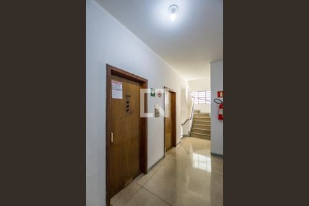 Apartamento para alugar com 88m², 2 quartos e sem vaga Apartamento para alugar com 88m², 2 quartos e sem vagaCorredor