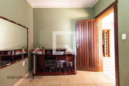 Casa à venda com 270m², 3 quartos e 5 vagas