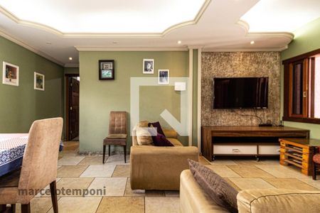 Casa à venda com 270m², 3 quartos e 5 vagas