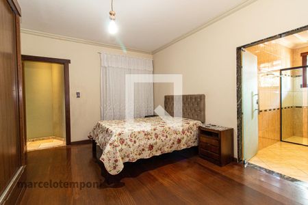 Casa à venda com 270m², 3 quartos e 5 vagas