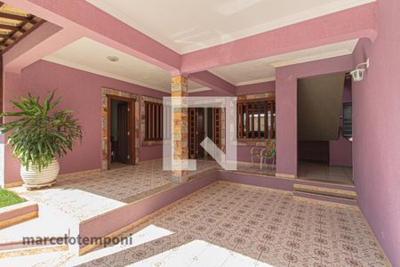 Casa à venda com 270m², 3 quartos e 5 vagas