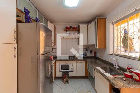 Casa para alugar com 220m², 3 quartos e 4 vagasCozinha