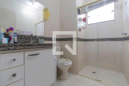 Casa para alugar com 220m², 3 quartos e 4 vagasBanheiro