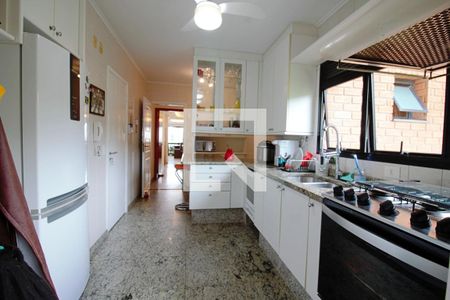 Apartamento à venda com 170m², 4 quartos e 3 vagasCozinha